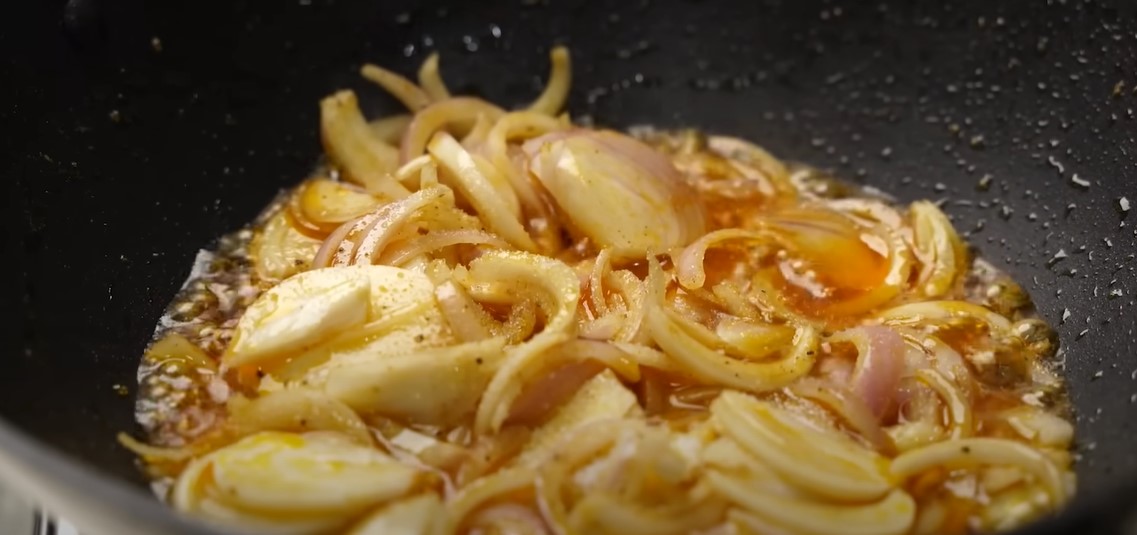 Authentic Chicken Karahi Recipe Using National Chicken