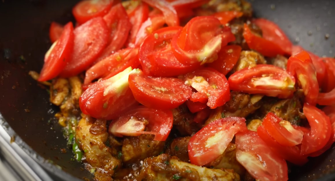 Authentic Chicken Karahi Recipe Using National Chicken