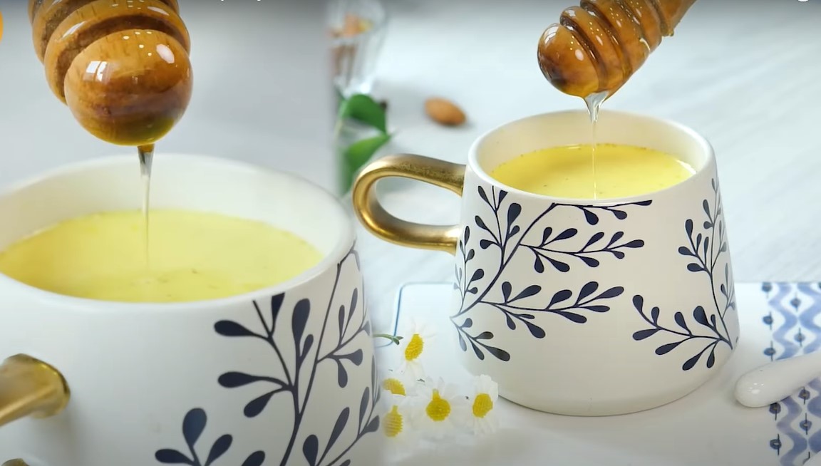 How to Make Delicious Golden Milk Recipe at Home