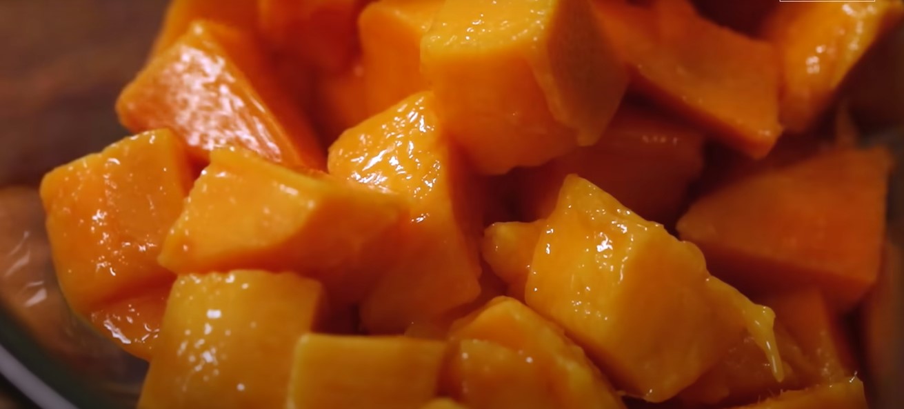 How to Make Delicious Mango Lassi Recipe at Home