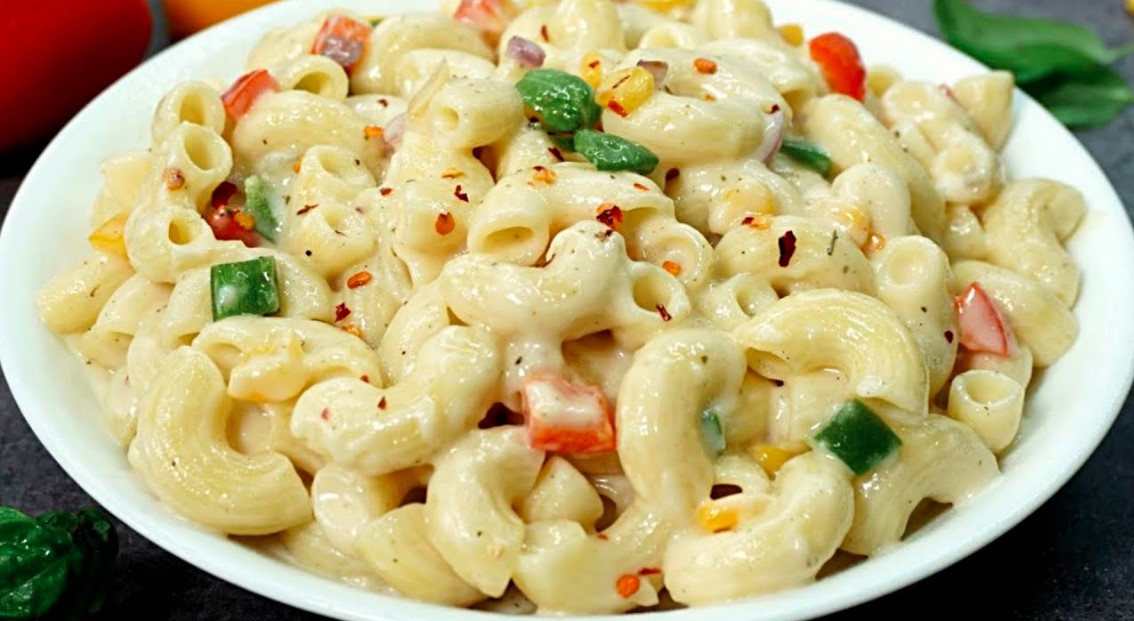 How to Make Delicious White Sauce Pasta Recipe at Home