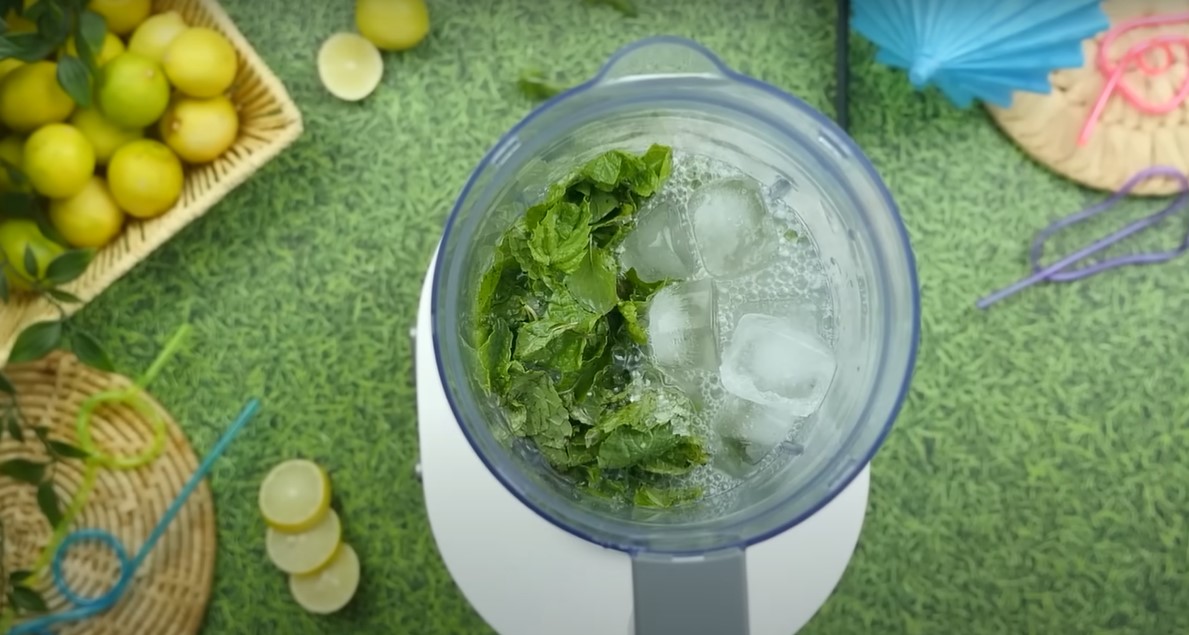 Delicious Food Mint margarita