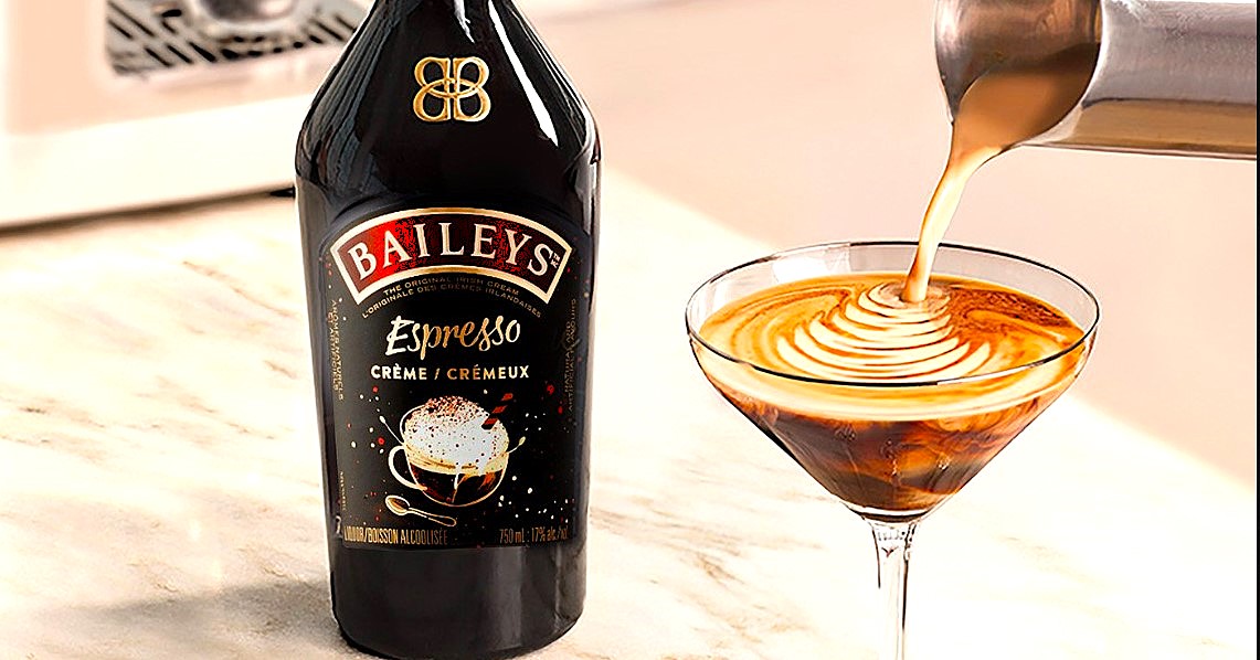 Espresso Martini Recipe: The Best Espresso Martini Recipe with Baileys, Kahlua, and Vodka